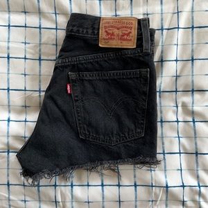 Black Levi’s 501 shorts